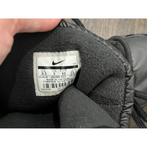 NIKE Tanjun Boots Women’s 8.5 High Rise Black Anthracite Fleece Lined A00355-002 - Picture 5 of 6